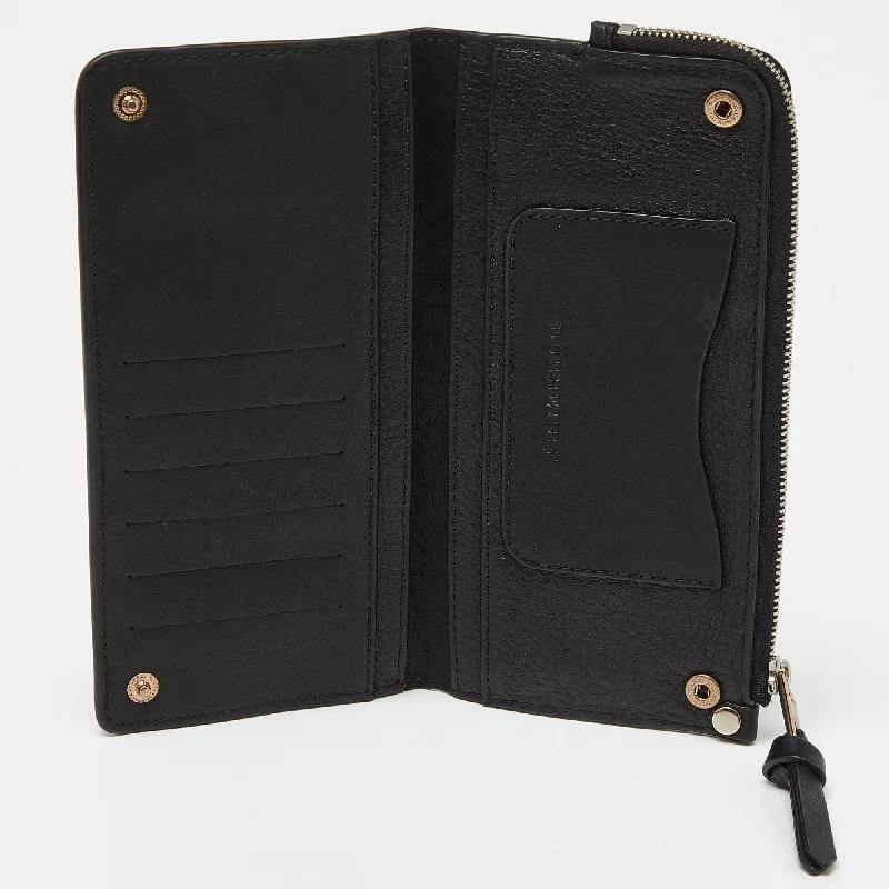 BURBERRY Black Leather Zip Bifold Wallet