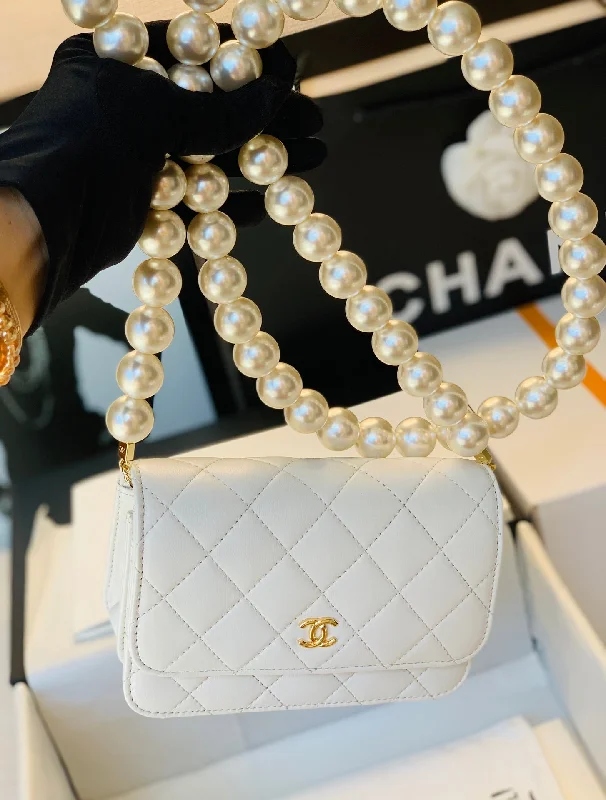 Chanel - Luxury Bag - CHL - 834