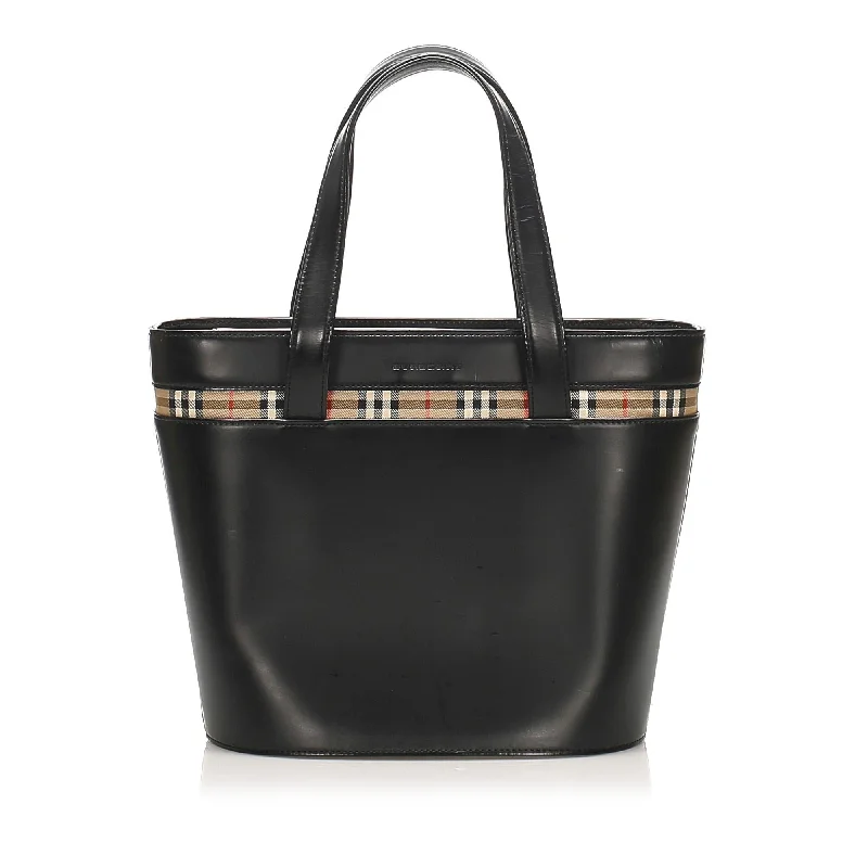 Burberry Leather Handbag (SHG-13232)