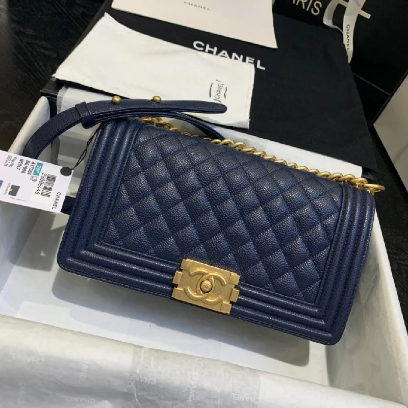 Chanel - Luxury Bag - CHL - 821