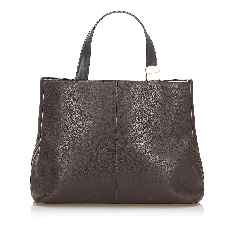 Burberry Leather Handbag (SHG-18129)